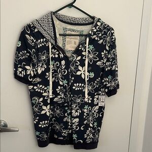 Aeropostale Black Floral Short-Sleeve Zip Hoodie with Mint Highlights
